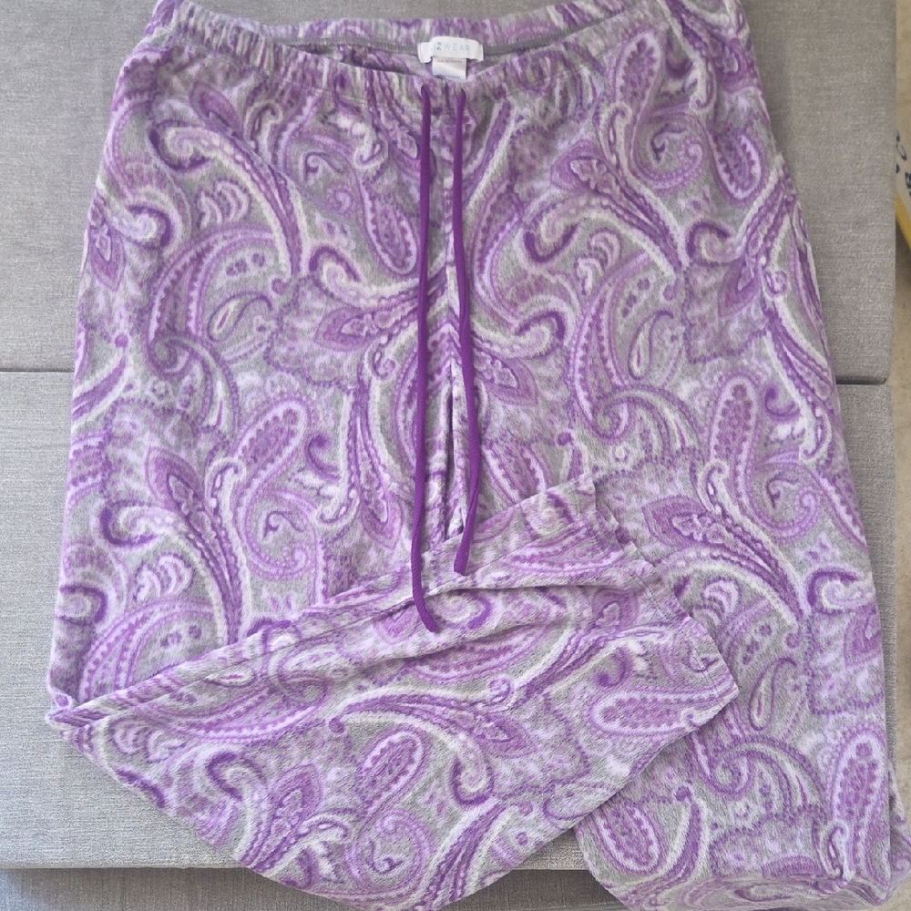 Lavender Paisley Women's Pajama Set